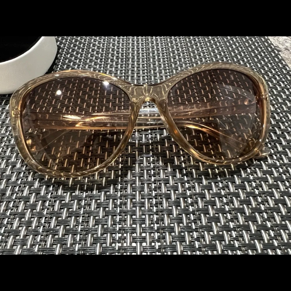 Calvin Klein Collection Women’s Crystal Beige Cat Eye Sunglasses w Case NWOT